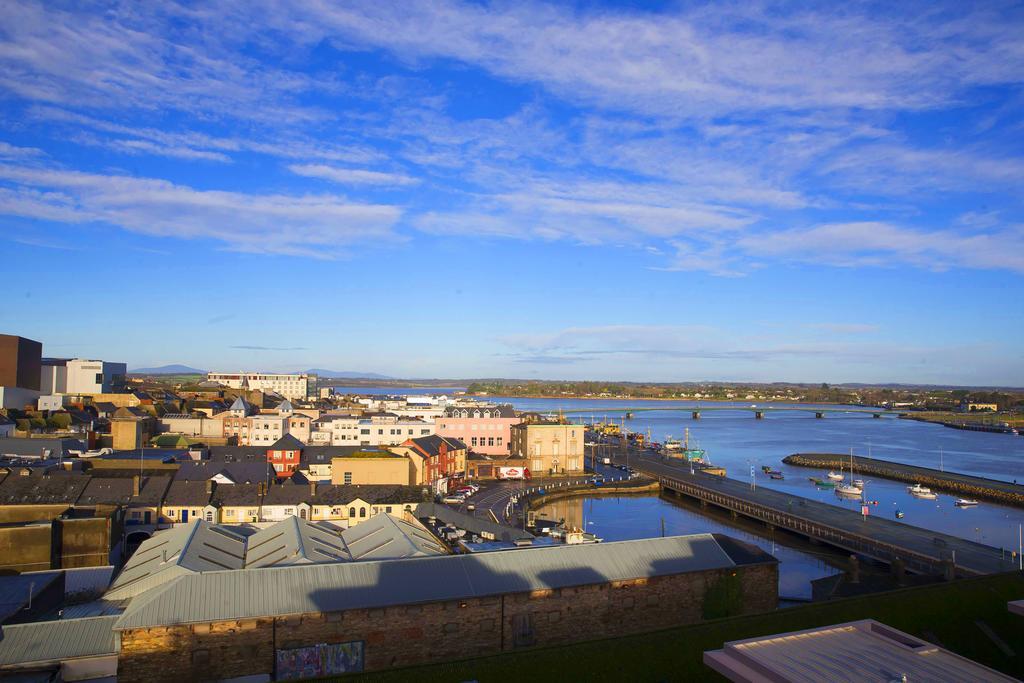 Talbot Suites At Stonebridge Wexford Exteriör bild