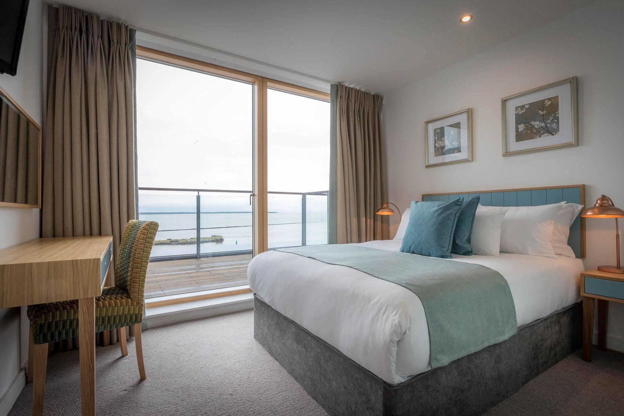 Talbot Suites At Stonebridge Wexford Exteriör bild